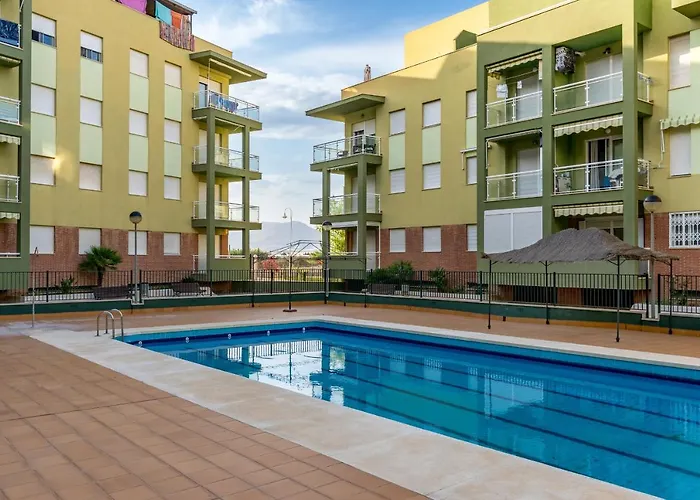 Bonito Apartamento En La Playa Con Piscina